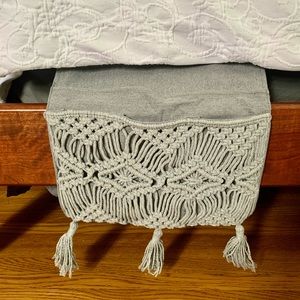 Macrame grey bedside pocket organizer